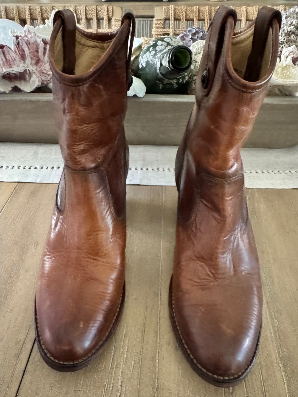 Frye Jackie Button Short Leather Bootie, Cognac Brown, Women’s Size 8 - Picture 5 of 10